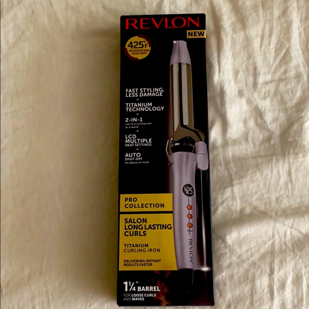Revlon Pro Collection Titanium Curling Iron